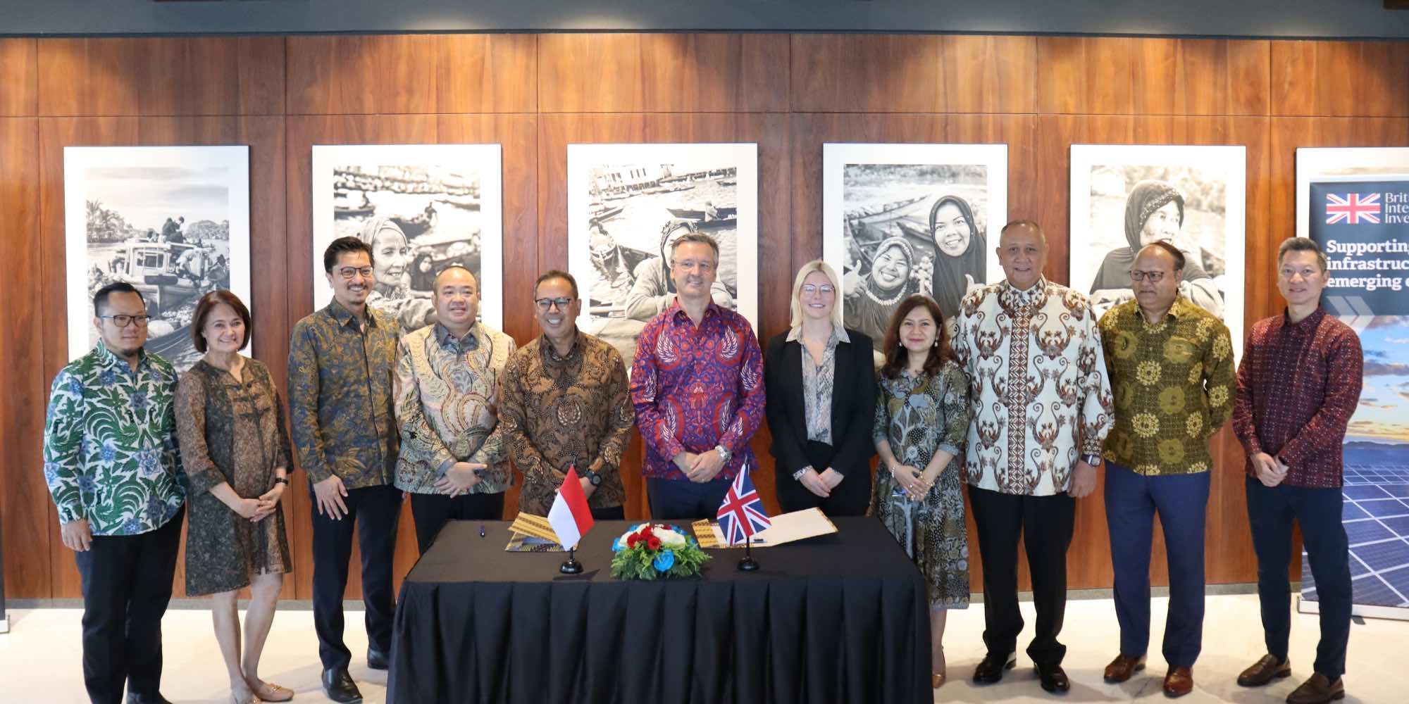 64ccb791bdba8b9f97846032_INA-signing-1%20copy
