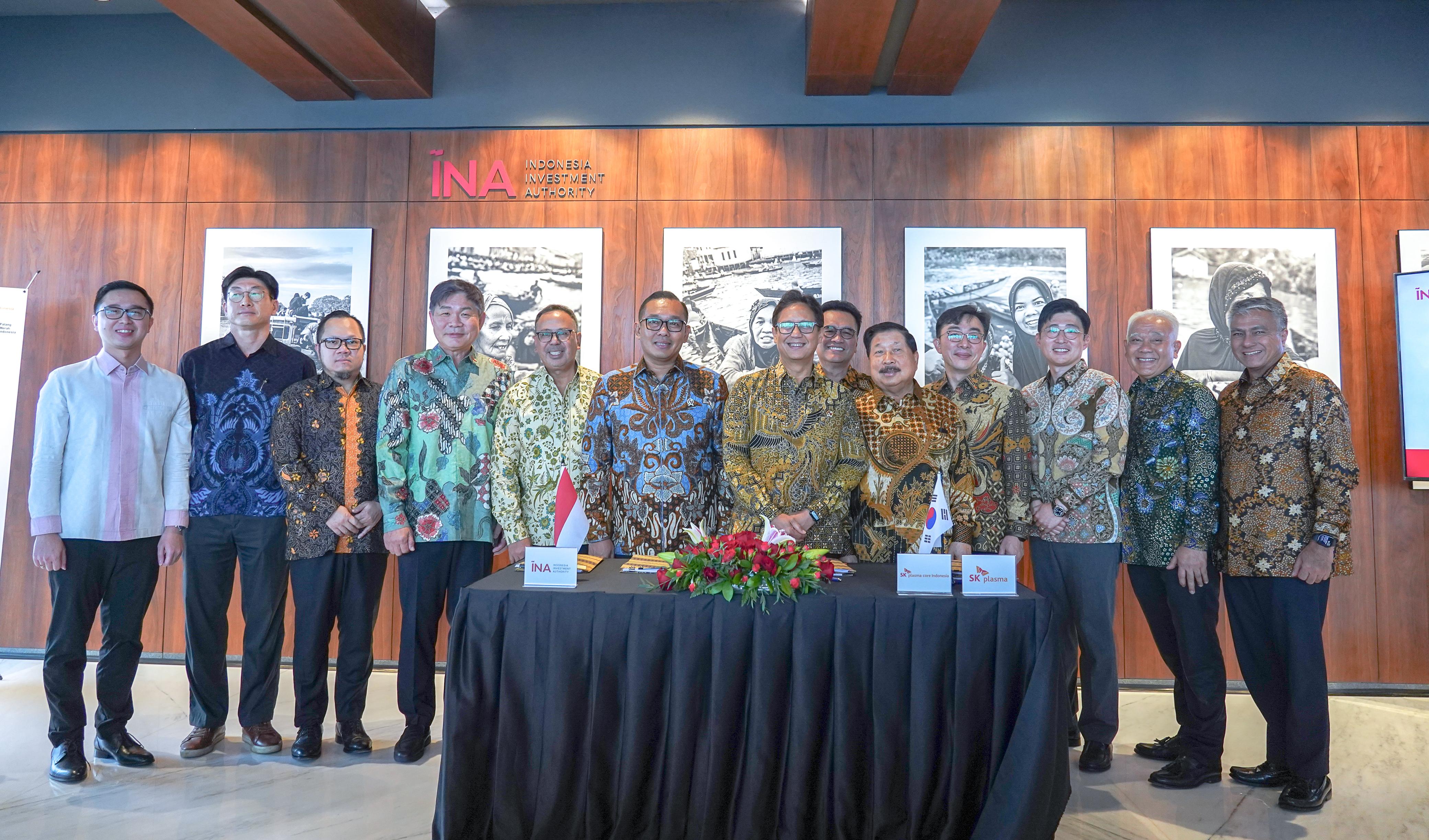 675adc8af1e0fd304233452b_INA%20-%20SK%20Plasma%20Signing%20Ceremony%20Foto%201